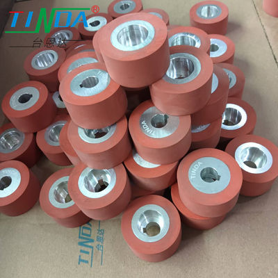 Glatte Oberfläche hohe Temperatur 350 Grad Silikon-Roller Top Low Wheel für PFAFF 8323 Heißluft-Seam Versiegelungsmaschine